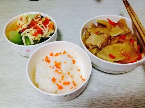 一个人的好时光一 一汤一菜一饭