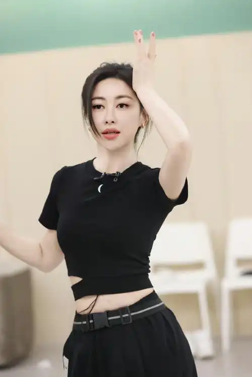 朱珠38岁身材管理