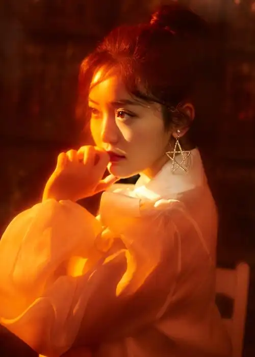 糖果少女金雯昕今年夏天最甜女演员出现了