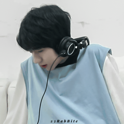 周六的上午收获霖霖小漂亮的动图暴击|贺峻霖_新浪新闻