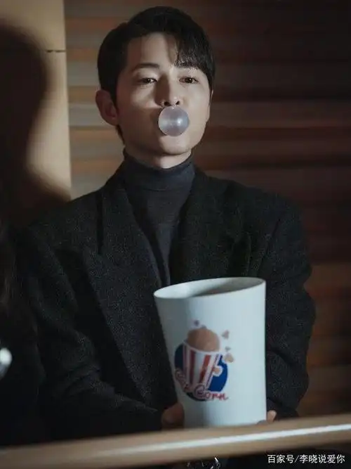 《文森佐》中的宋仲基剧照被剧方公开:全面更新