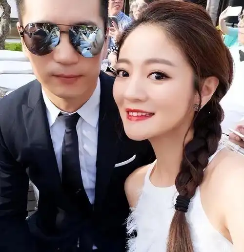 15亿迎娶,生孩子奖励21亿,生日送5700万,大s后悔死了!