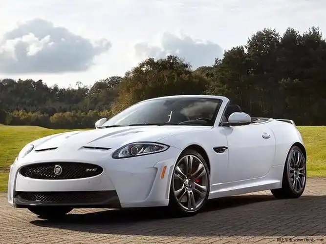 捷豹xkr-s敞篷版