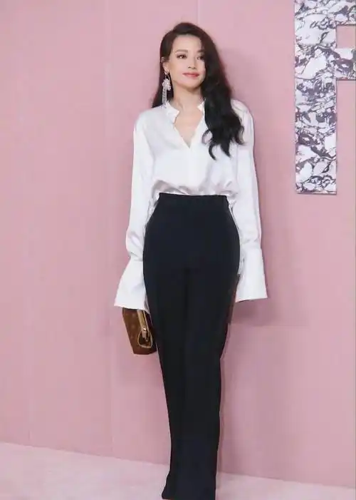 穿西装拍大片,国货彻底逆袭变阿玛尼_造型_颜色_服装