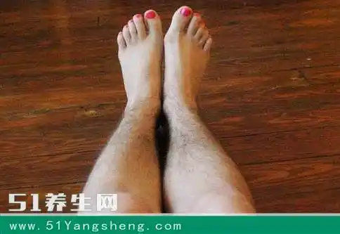 女人身上毛发旺盛,那是因为这事干多了!