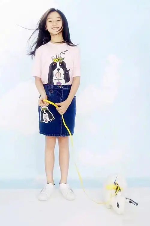 10岁森碟拍写真可成熟可少女越来越像郑爽