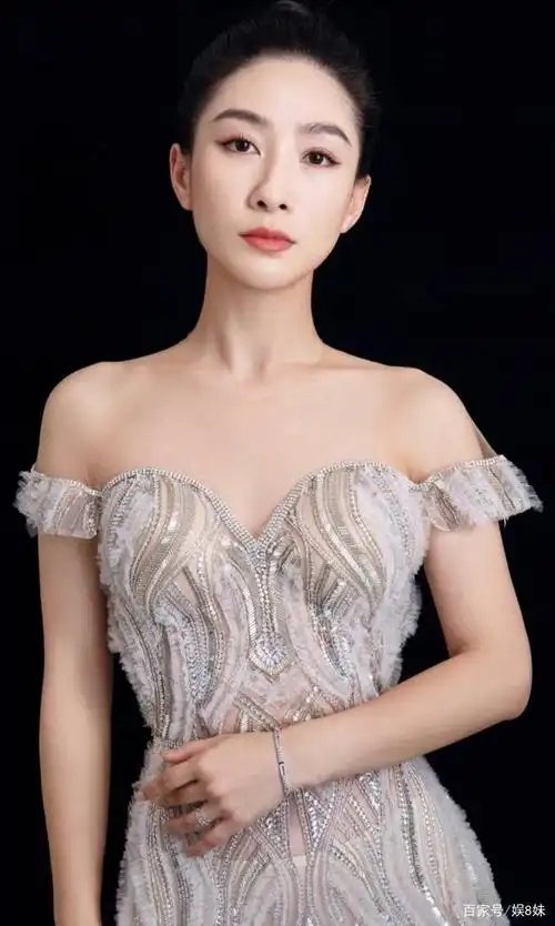 今日图集分享:陶昕然