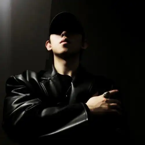 男生炫酷高颜值头像