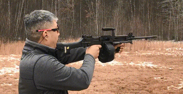 什么是后坐力?它和枪口上跳有什么关系?