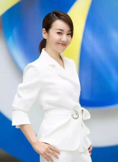 回顾闫妮离婚老了10岁公婆含泪不舍她离家怒骂儿子不争气