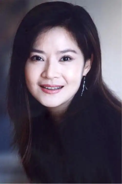 第二位:曾哲贞 曾经饰演过《婉君》中的兰萱,或许大家不记得这位美女