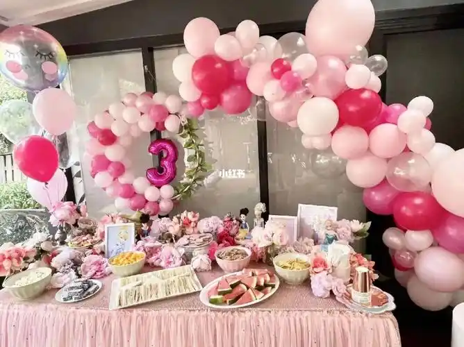 家庭版简单生日布置