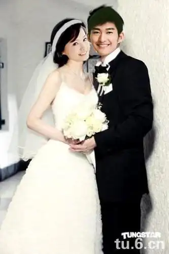 谁给我几张 张翰和郑爽的结婚照 - 搜搜问问