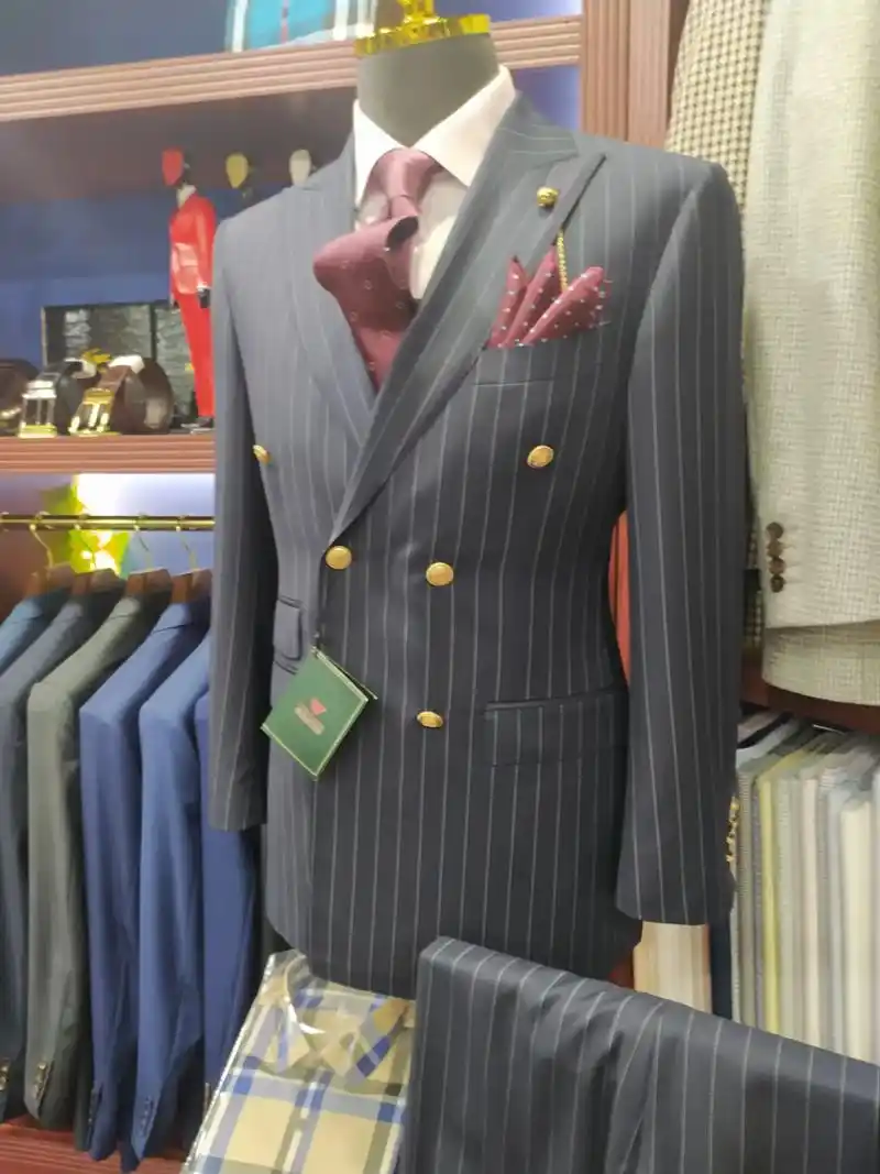 高级西服定制威德诚洋服