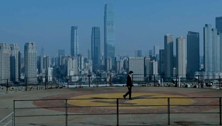 湖南卫视将刘德华风进行到底,无间道天台恶搞,唱恭喜发财太传神_腾讯