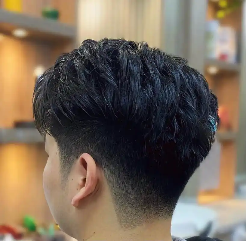 今天就和大家分享一款 适合绝大部分男生 高级感满满三七分纹理 想要