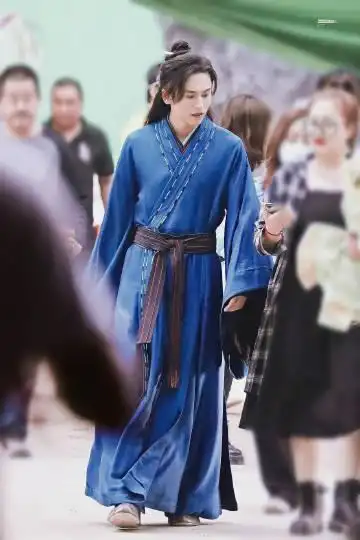 张哲瀚#张哲瀚 江湖再见# 周子舒 江湖再见 @张哲瀚疯子 初次见面