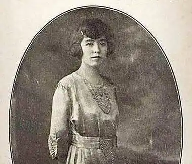 最后1位女词人,12岁时做了一件事,吓得夫家退婚_袁世凯_英敛之_中国人