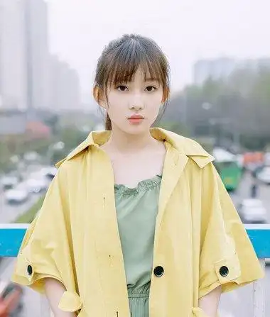 有刘海马尾图片 有刘海梳马尾的方法