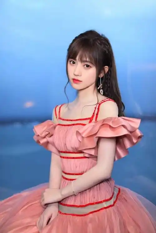 鞠婧祎人设崩塌?被指不诚实,连发量多少都不说实话!_头发_疑惑_遗传