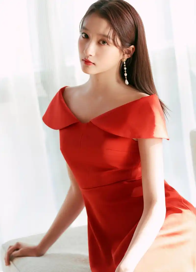 华为nova代言人关晓彤,天津大悦城nova奇遇照相馆,邂逅全新华为nova4.