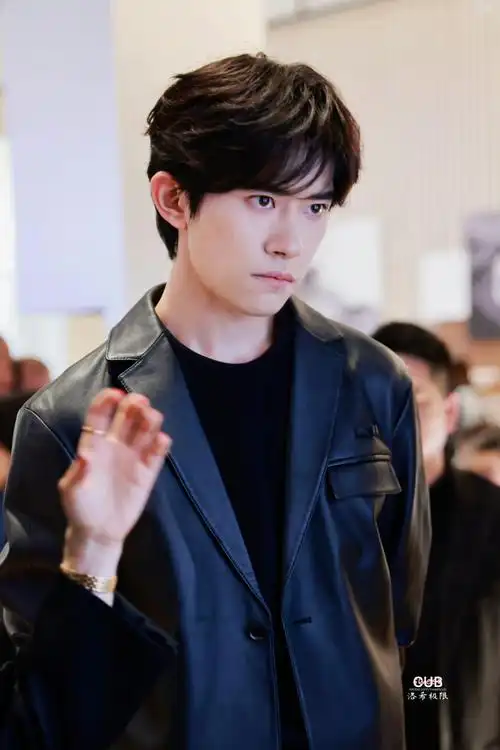 易烊千玺工作室放饭了##易烊千玺积家全球代言人