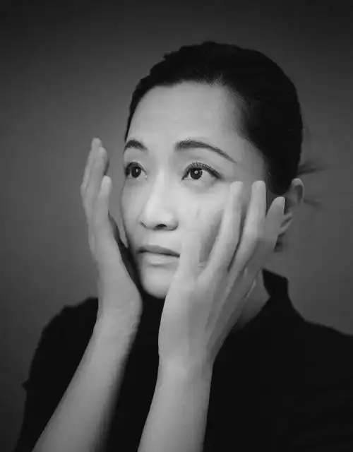 她们勇往直前,像一头猛兽|女性的觉醒_新浪财经_新浪网