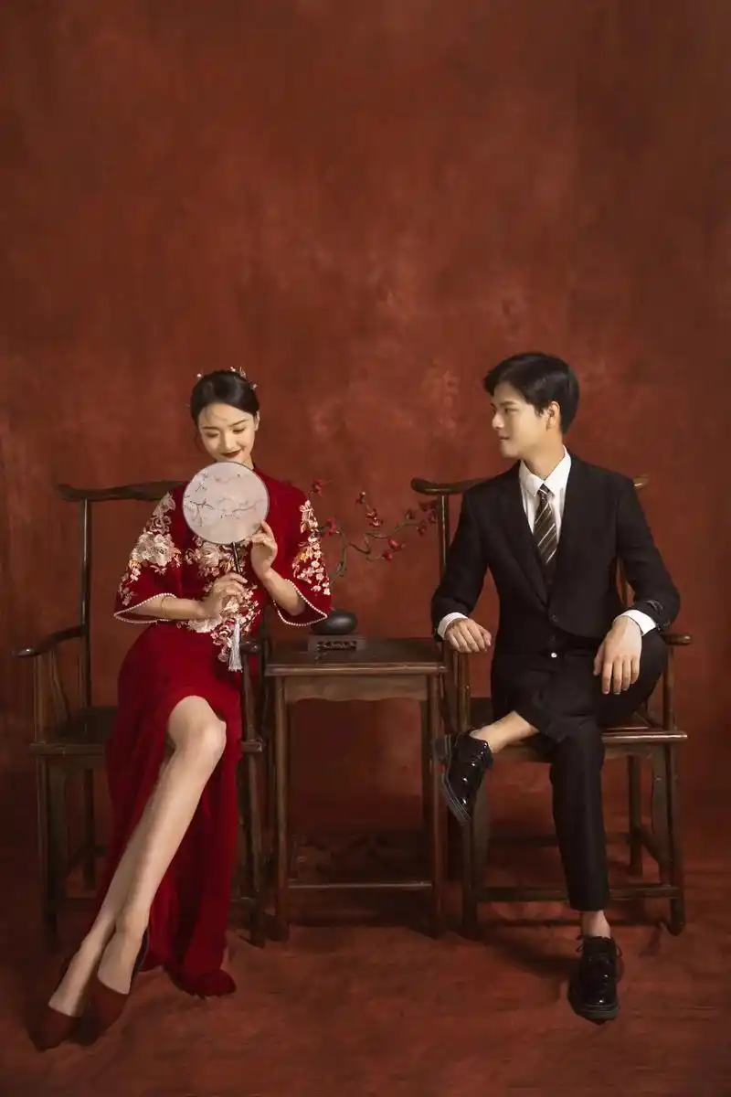 重庆婚纱照|旗袍婚纱照|新中式婚纱照.体验国风摄影师的第一天 - 抖音