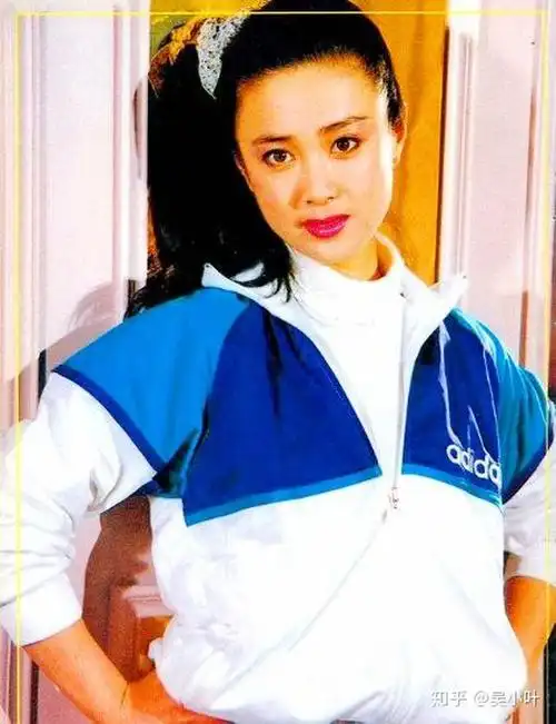 傅艺伟:14岁出道,曾是最美妲己,两婚两离,却因吸毒名声尽毁