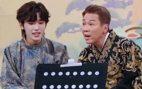 宋亚轩陶喆四手联弹对方的歌《普通朋友 渐暖》