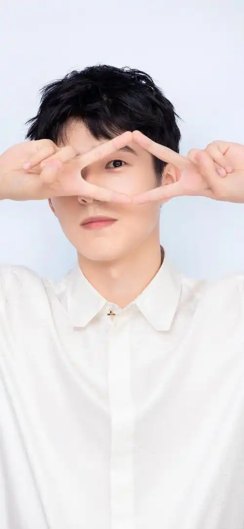 【壁纸】刘昊然‖安耐毁誉,八风不动