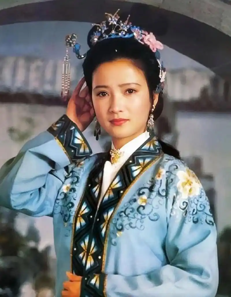 何晴-古装美图 图一:《西游记》-怜怜 图二:《西游记》-怜怜 图三