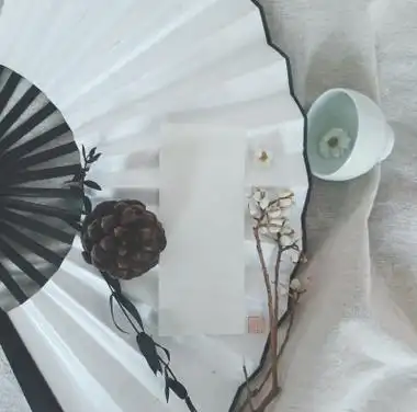 摆拍底图手写/举牌