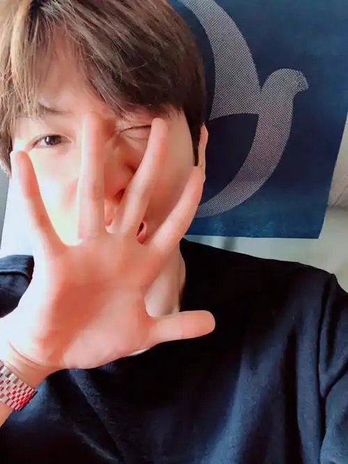 边伯贤自拍合集②