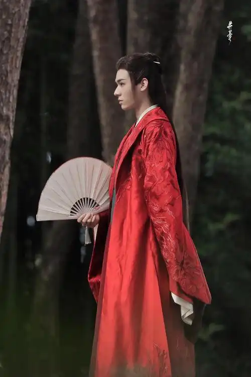 为今天即将上线的红衣蛊王—温客行盖楼,从开播前的预告我就.