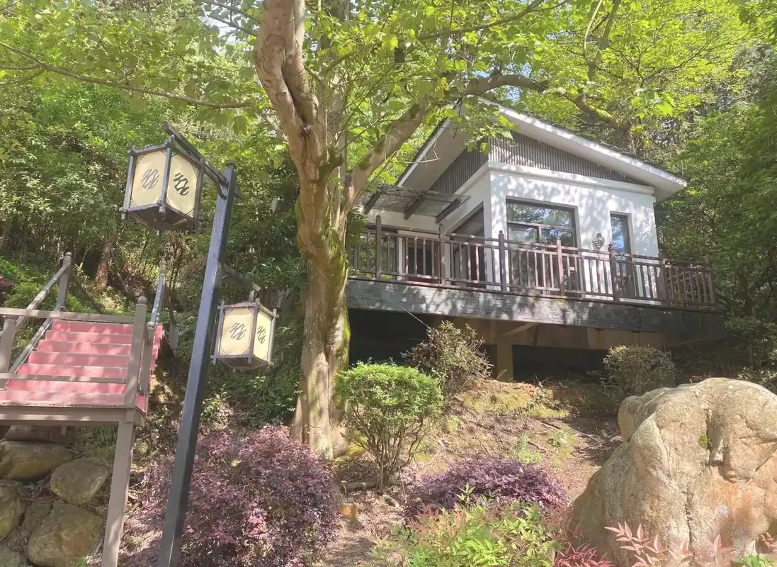 09江西温汤镇温泉住宿攻略90 90 探索江西温汤镇的温泉住宿