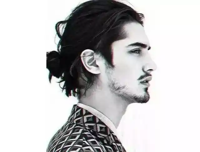 潮流教室当男生留起了长发这是何种体验