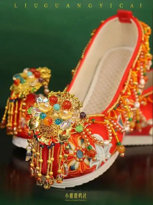 中式秀禾婚鞋流光溢彩红色款