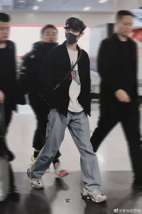 肖战走路#99?-呐呐