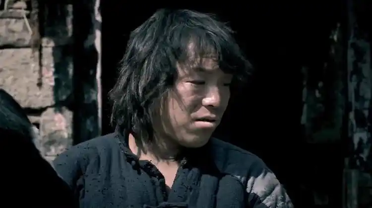 斗牛:黄渤这娇羞的表情也是没谁了,成为全网最火表情包!