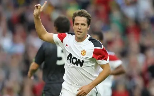 足球明星欧文桌面壁纸