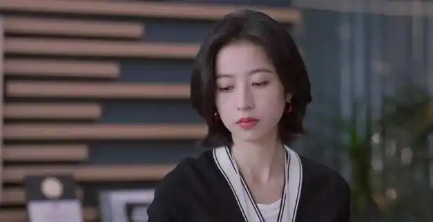 无论肖战走到哪里,周雨彤都是他心中最亲密的朋友之一.