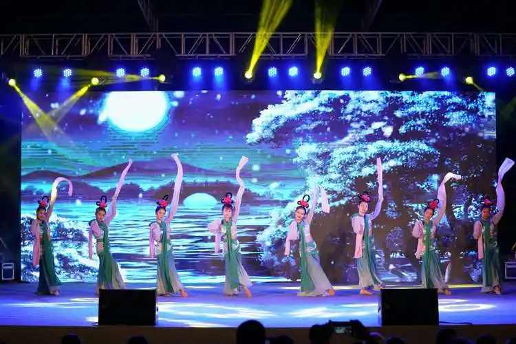 2019海口"我们的节日——清明"缅怀先烈,厚德载物主题晚会精彩上演