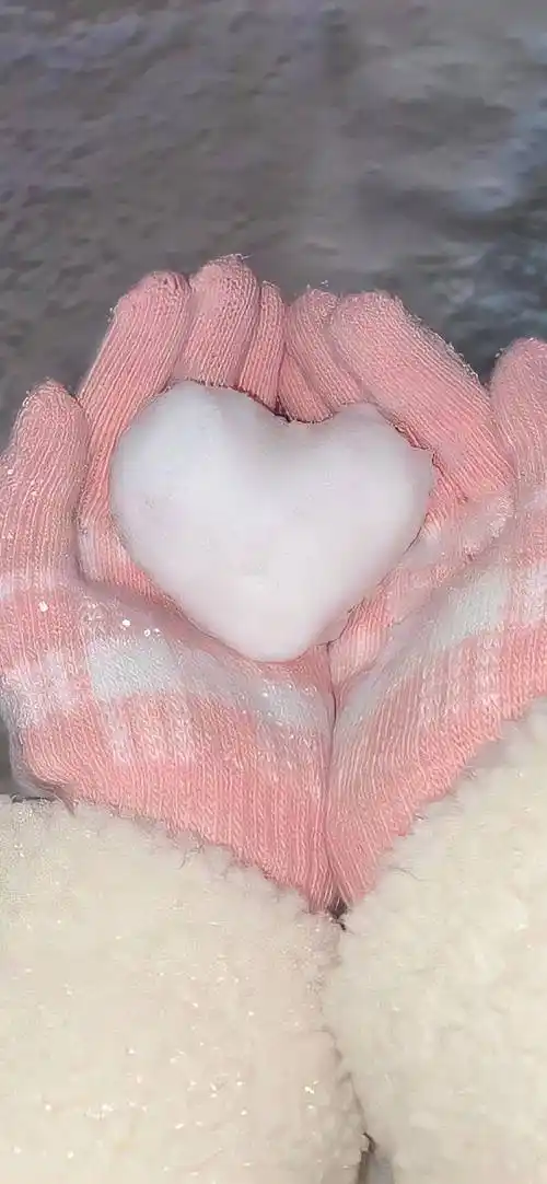 壁纸丨ins风高级感美女手机全屏锁屏壁纸_治愈_图片_网络