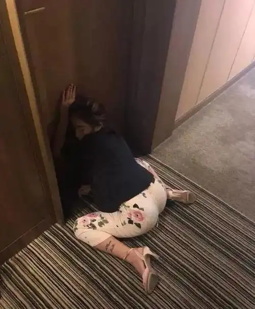 那个喝醉酒的美女惨了