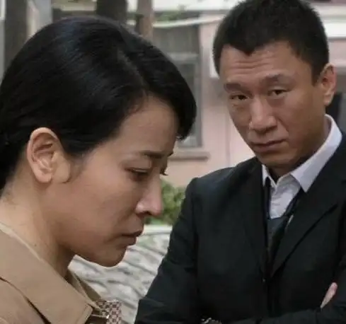 电视剧《半路夫妻》在北京,上海,南京,浙江,湖南等地播放后收视率稳居