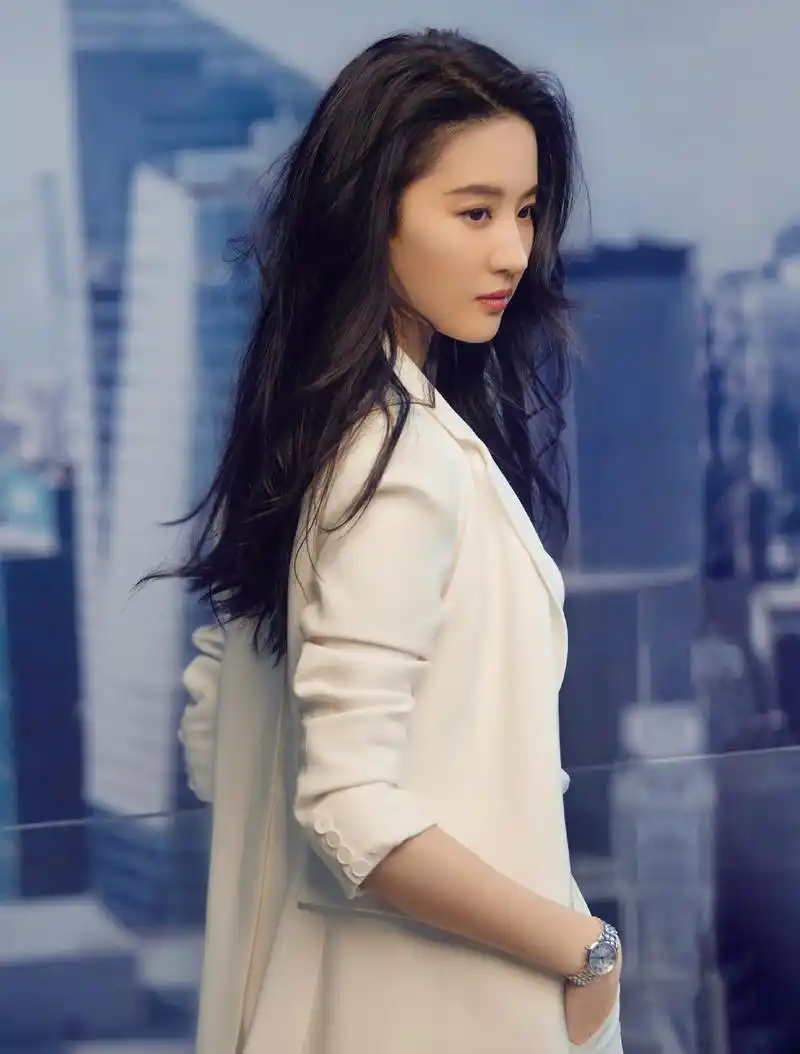 刘亦菲写真,精致优雅,仙女味十足