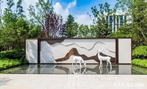 好的景墙设计让整个院子充满亮点