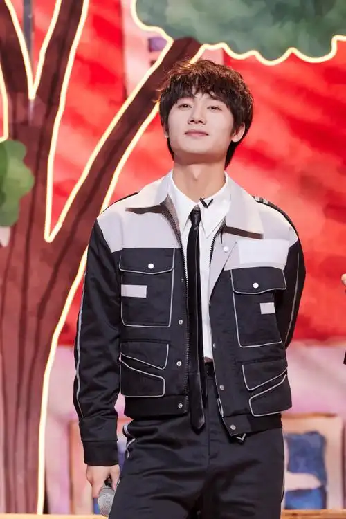 种地吧蒋敦豪蒋敦豪超话#你好星期六