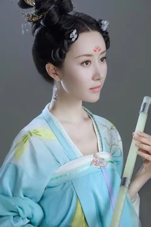 古装剧中蓝衣美女杨幂刘诗诗赵丽颖好美鞠婧祎简直就是小仙女